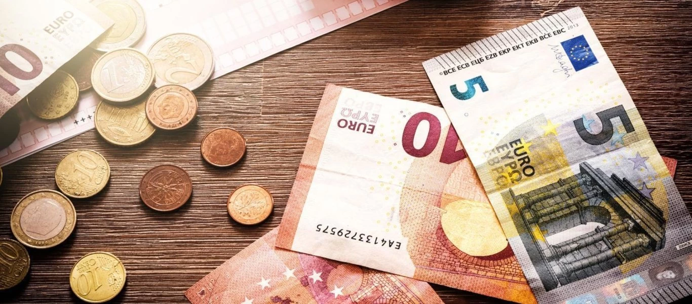 Καταβάλλεται σήμερα στους λογαριασμούς των δικαιούχων η αποζημίωση ειδικού σκοπού